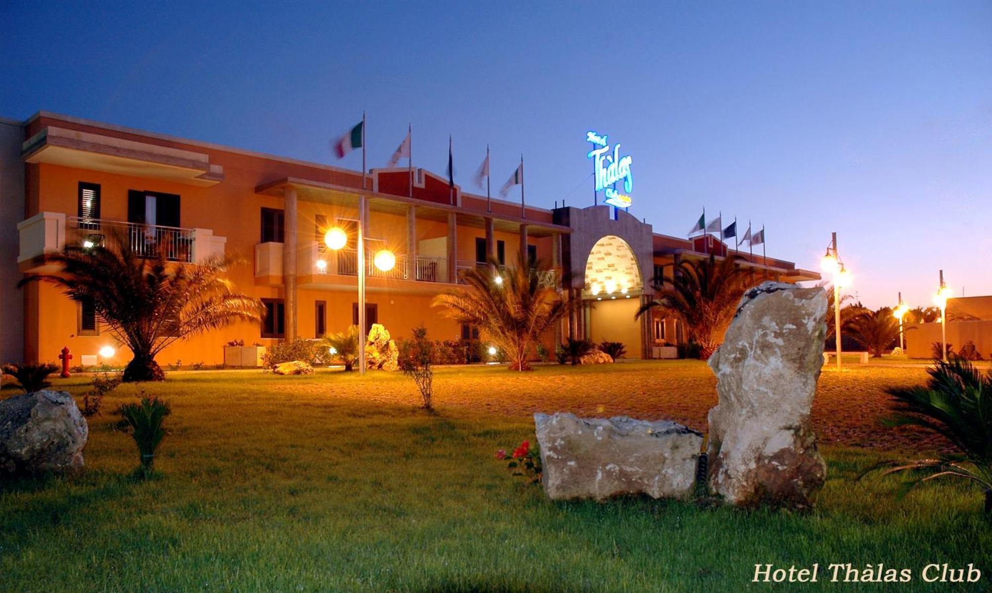 Hotel Thalas Club Torre dell'Orso Exterior photo