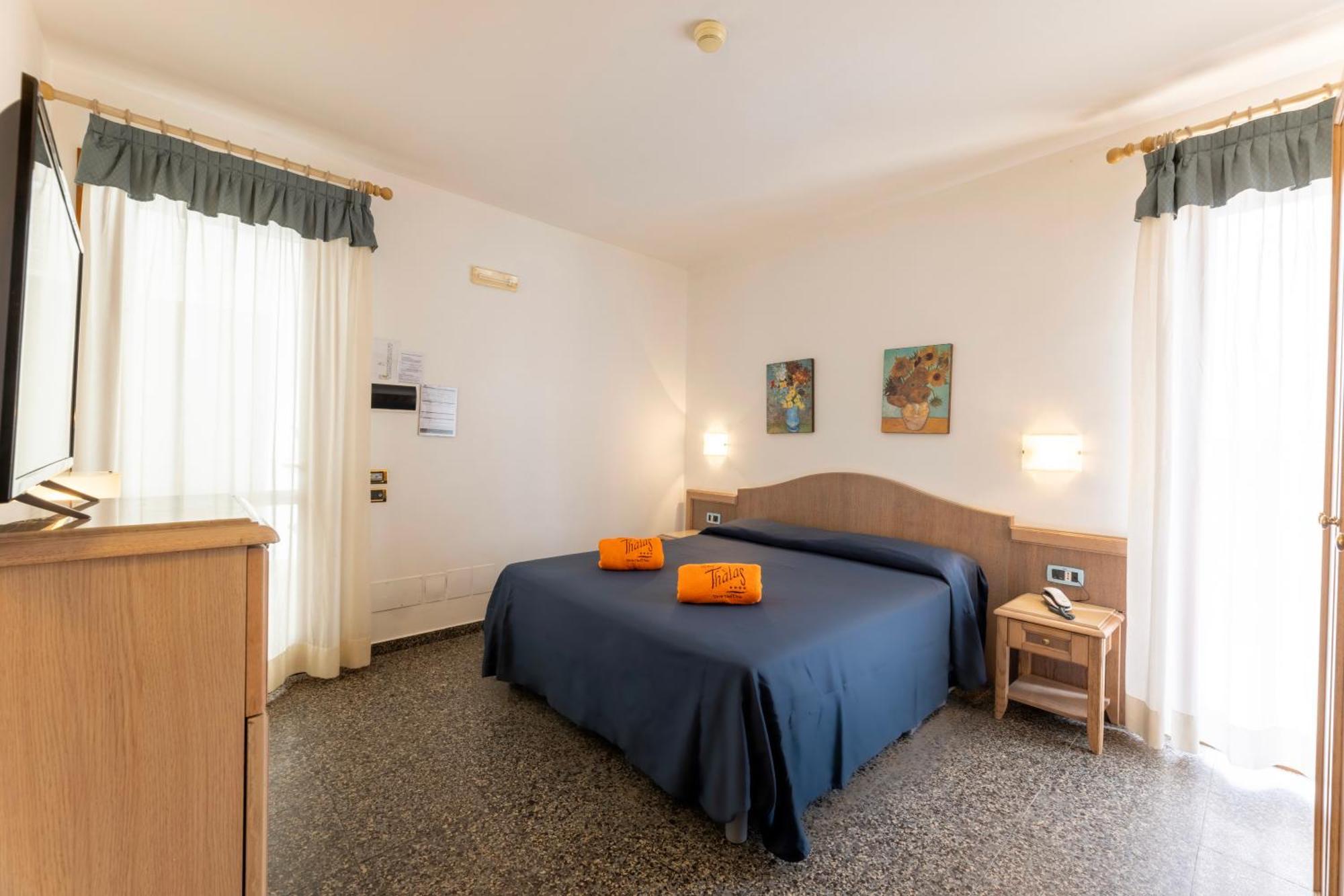 Hotel Thalas Club Torre dell'Orso Exterior photo